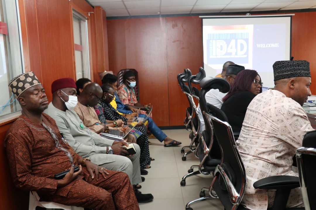 NigeriaDID4D's tweet photo. @NigeriaDID4D played host to the Rep. of the French Agency for Development, Aissa Kumaganguea, AFD’s Project Officer and Task Team Lead for the Nigeria Digital ID4D project who was on a working visit to the Abuja office recently. https://t.co/LUTA4yBIG1