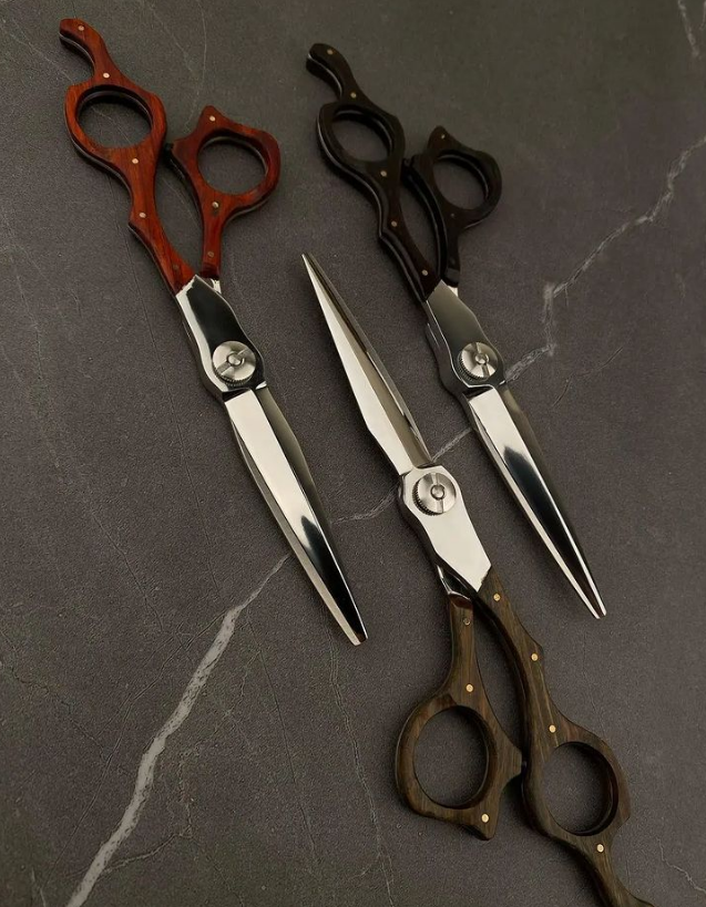 We are Manufacturer and Exporter of Hairdressing scissors, Barber Razors, Safety Razor, Barber Capes, Eyebrow/Eyelash Tweezers, And other Barber &amp; Beauty Surgical instruments.

We do offer Custom logo, Customized Colors, Customized Design and Packaging included in the order.
