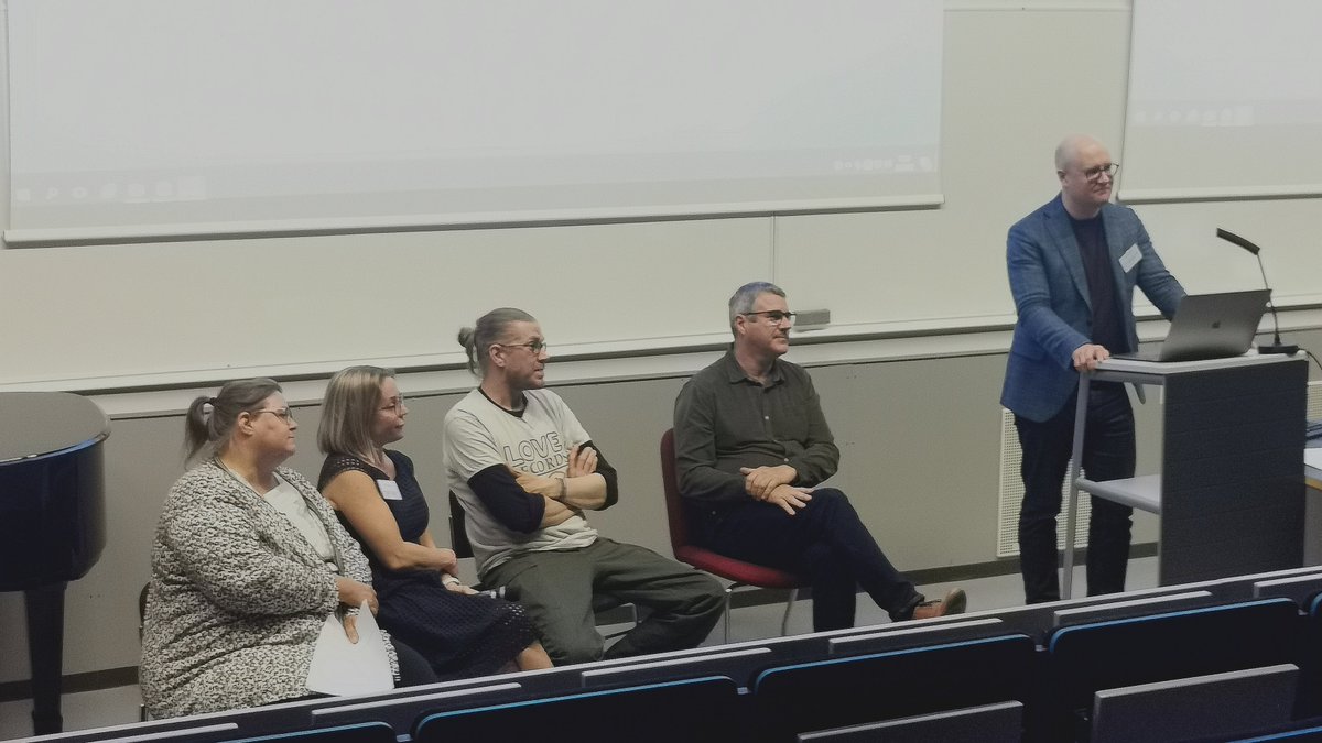 Discussion panel with the speakers of today. Thank you for all for participating! 

#NordicPublicFinds