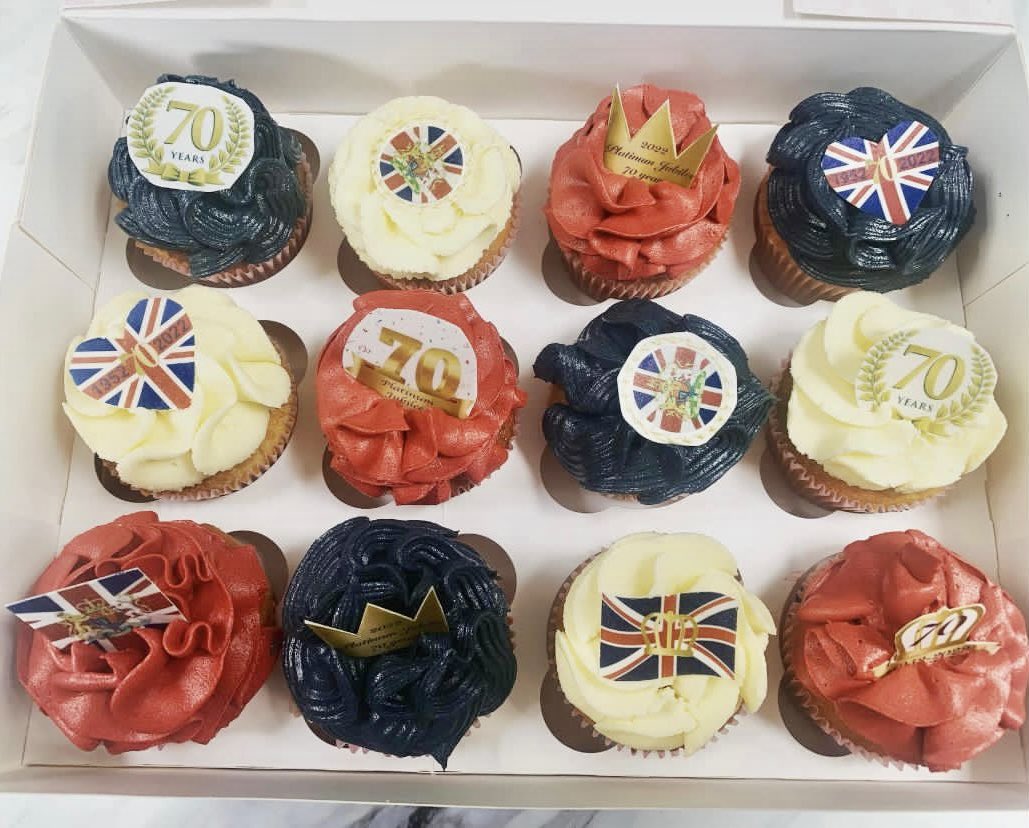 amy thackeray (@thackerayamy) on Twitter photo The Burns Unit kicking off their fun packed jubilee celebrations, strawberries&cream, cup cakes, royal bingo & a surprise visit from her majesty herself 👑 #queensjubilee <a href="/julesramp23/">Juliette Rampley</a> <a href="/BurnsUnitNCH/">BurnsUnitNCH</a> @TeamNUH The Burns Unit kicking off their fun packed jubilee celebrations, strawberries&cream, cup cakes, royal bingo & a surprise visit from her majesty herself 👑 #queensjubilee <a href="/julesramp23/">Juliette Rampley</a> <a href="/BurnsUnitNCH/">BurnsUnitNCH</a> @TeamNUH