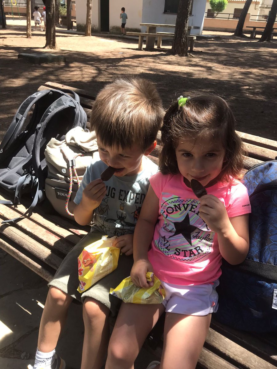 TPilarZgz's tweet photo. Excursión de Infantil!!!
Hemos ido todos juntos a El Temple a su gran parque y nos lo hemos pasado… GENIAL!! 
#Infantil #Excursión #ElTemple #FinDeCurso https://t.co/ldcmqDqXzO