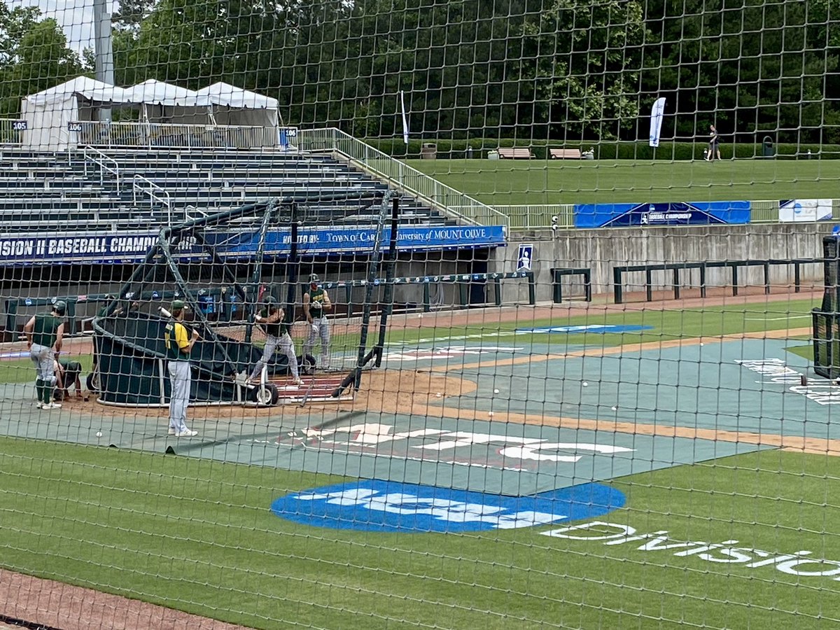 PLNUSeaLions's tweet photo. Practice day at NCAA DII World Series in full swing. https://t.co/fmOLgKBNOY