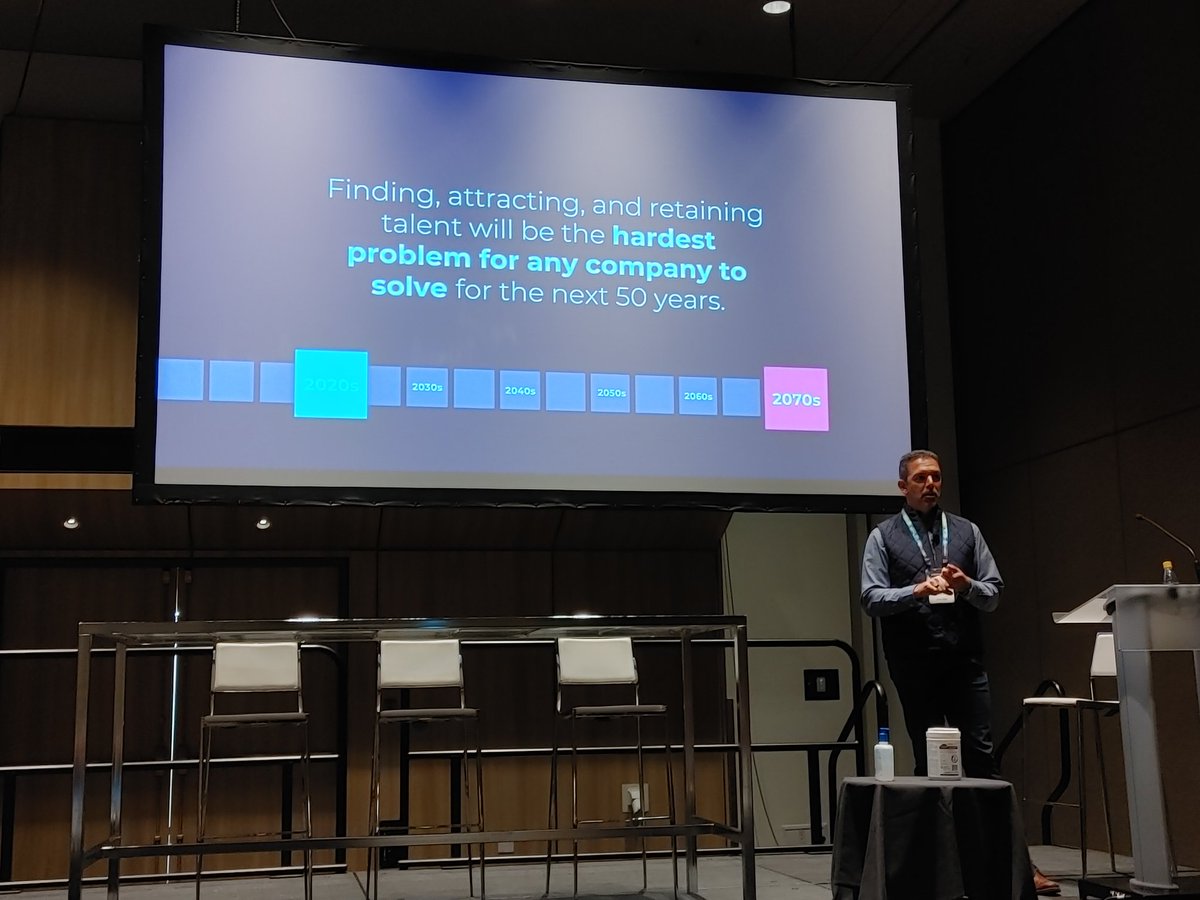 Eye opening session for me! Last day at <a href="/INVENTUREScan/">Inventures Canada</a>. Thank you, <a href="/huntclubco/">Hunt Club</a> for a great presentation talking about the Future of recruitment and job placement! #hiring #innovation