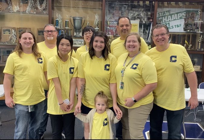 gochstech's tweet image. The tech team came together to onboard the incoming Freshman for summer school. ❤️☘️. We had many Educators supporting as well. 💪🏻