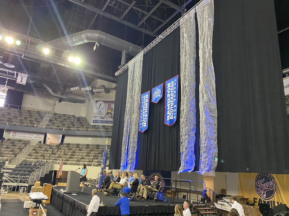 HSESchools's tweet image. In less than 24-hours, these students will officially be GRADUATES. We can’t wait for tomorrow. #PracticeMakesPerfect #RoyalsGrad22 #TigersGrad22 #Classof2022 @UrbanJason @HSEPrincipal