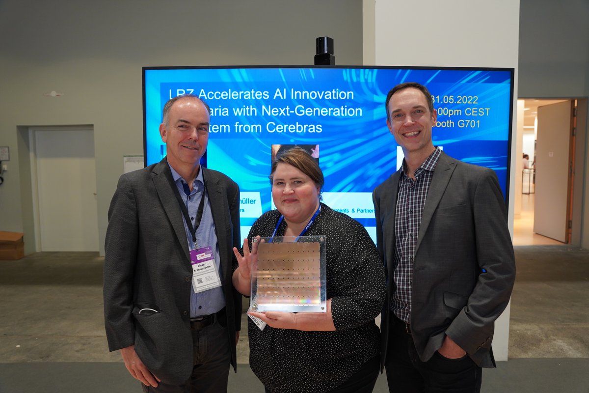 cerebras's tweet photo. When your goal is to revolutionize #compute, it's gratifying to spend the week with the #isc22 #ISC22_SCC community, discussing the possibilities for wafer-scale compute. Thank you especially to @LRZ_DE for the warm welcome. Bis nรคchstes mal, @ISChpc! https://t.co/dXndlKl8bm #HPC https://t.co/p2e7uQ9T0r