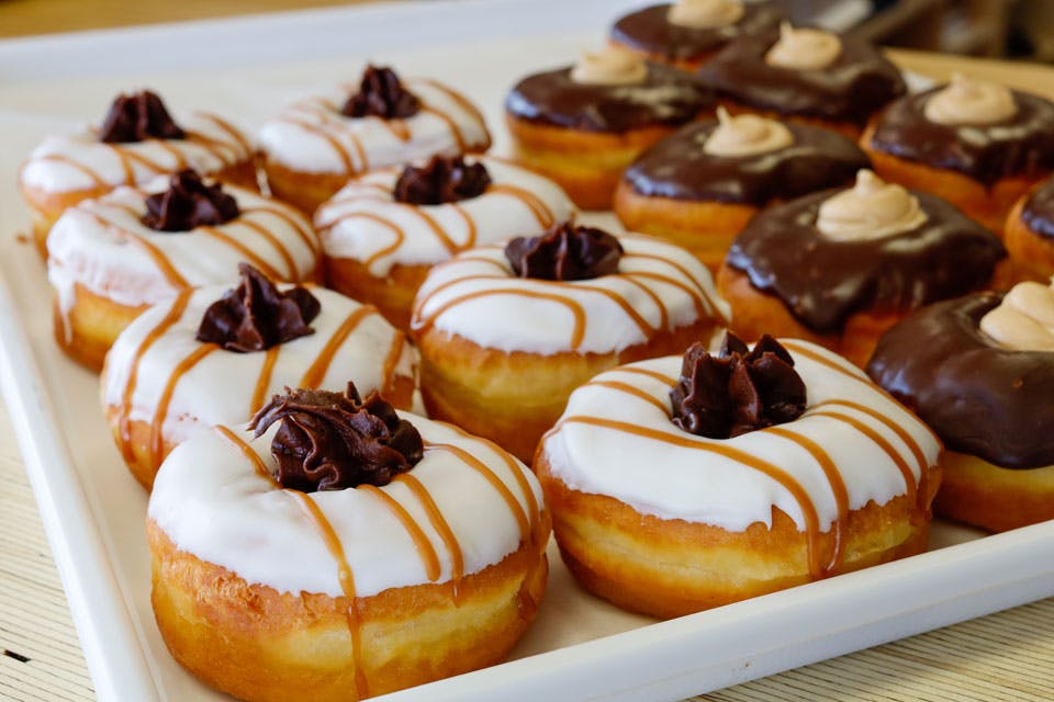 OhioMagazine's tweet photo. It's #NationalDonutDay! 🍩 Here's your guide to visiting one (or all) of the amazing, locally owned shops on the Butler County @DonutTrail.

😍 What's your favorite? #BCinspired https://t.co/ya4omB7v0i https://t.co/VmCwHsjnhz