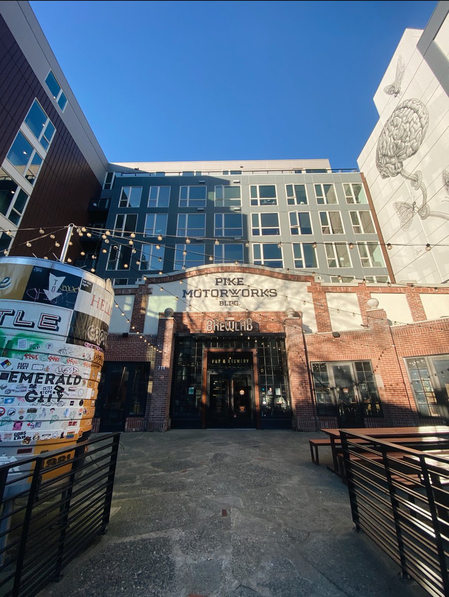 Redhook_Brewery's tweet photo. Sunny Patio Days are quickly approaching ☀️🍻 come enjoy a beer or two on ours today! Cheers! 

#drinkredhook #redhookbrewlab #bigballard #seattlebrewery https://t.co/QhUFwpD0Lj