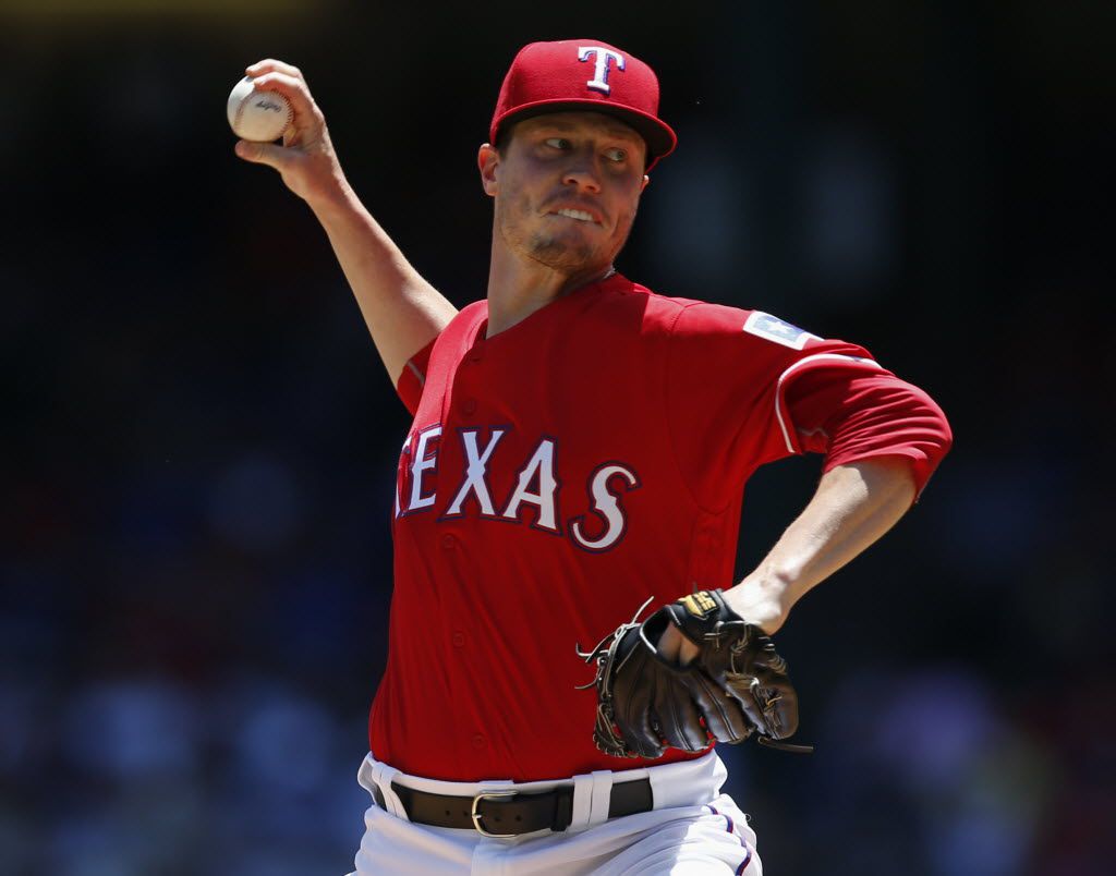 Happy Birthday to former pitcher Lucas Harrell. 