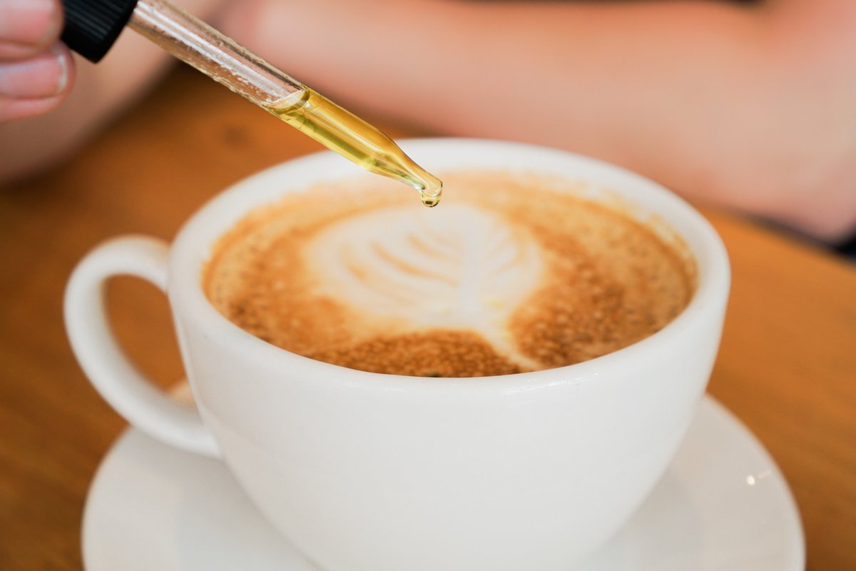 The 👍🏻 &amp; 👎🏻 of Using #CBDOil for Pain (no pills necessary 🙌🏻)

Over the past decade, the use of #CBD for medical purposes has tremendously increased. ⬆️  ❌Psychoactive Effects❌

l8r.it/oUDt
#CBDproduct #musclemx #cbddrops #cbdcoffee #cbdlatte