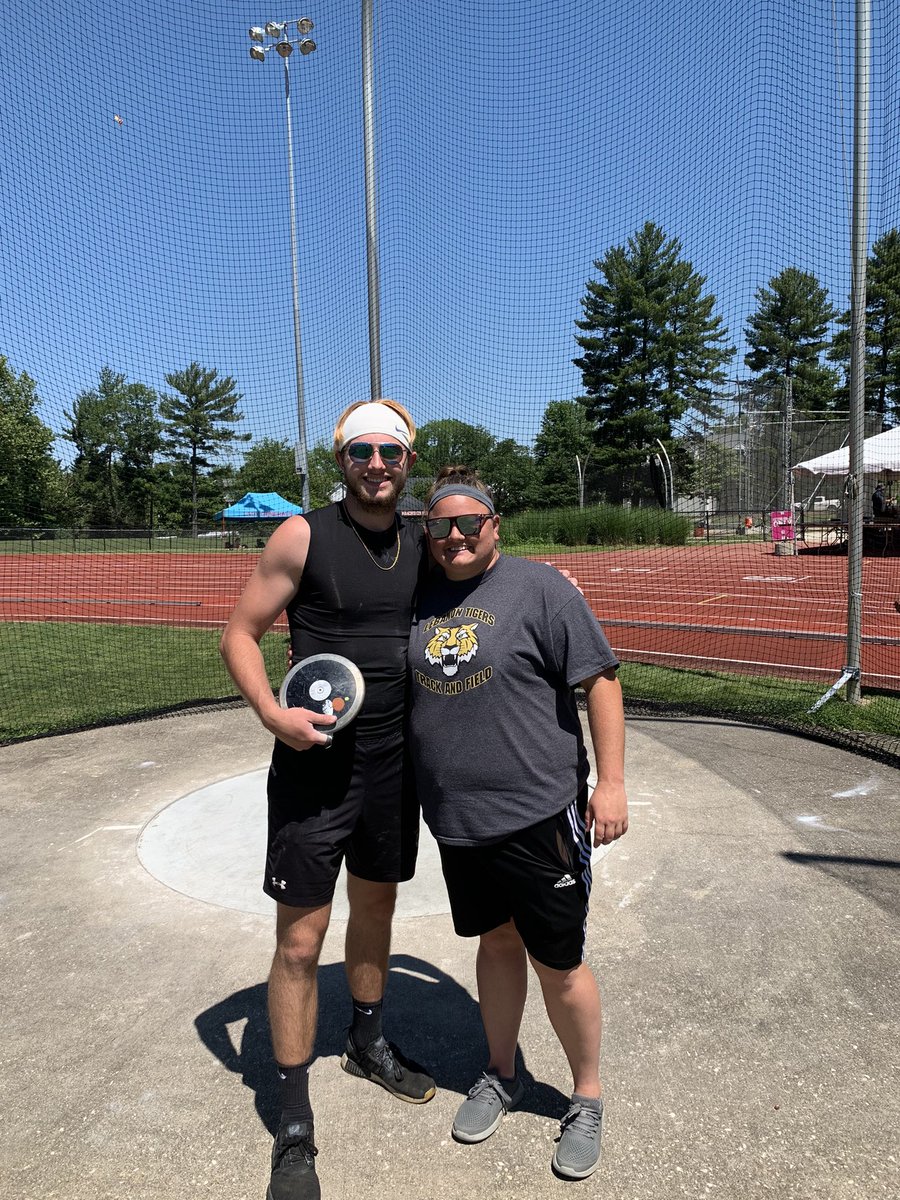 1 DAY AWAY! Hunters getting practice in for Saturdays IHSAA State Meet! Everyone wish Hunter Good Luck @ State starting at 3pm Saturday!