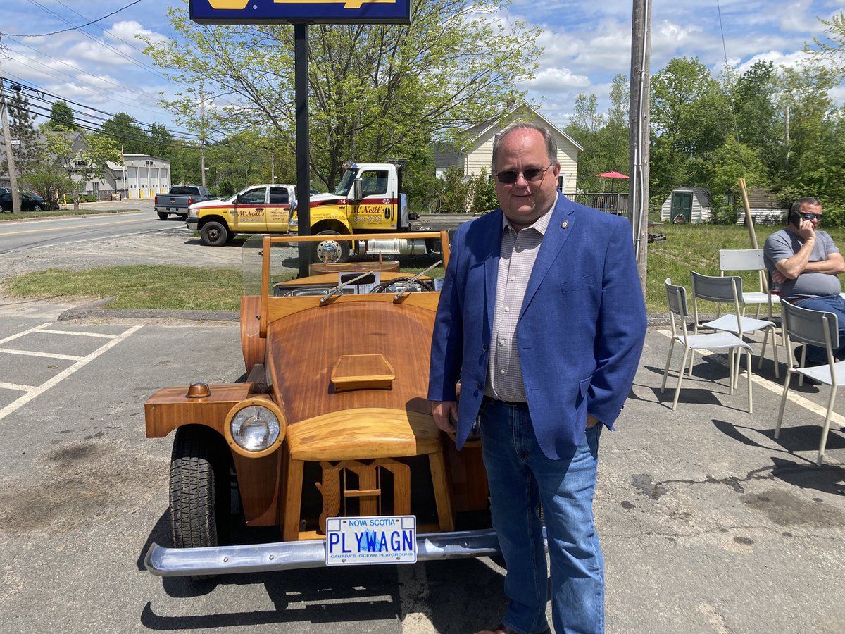 Lots of stuff has been happening at <a href="/4BethMc/">McNeill's Shell</a> to celebrate their 60th anniversary in #ElmsdaleNS. It’s over at 2 pm. <a href="/JohnaNspc/">NSPCJohna</a>