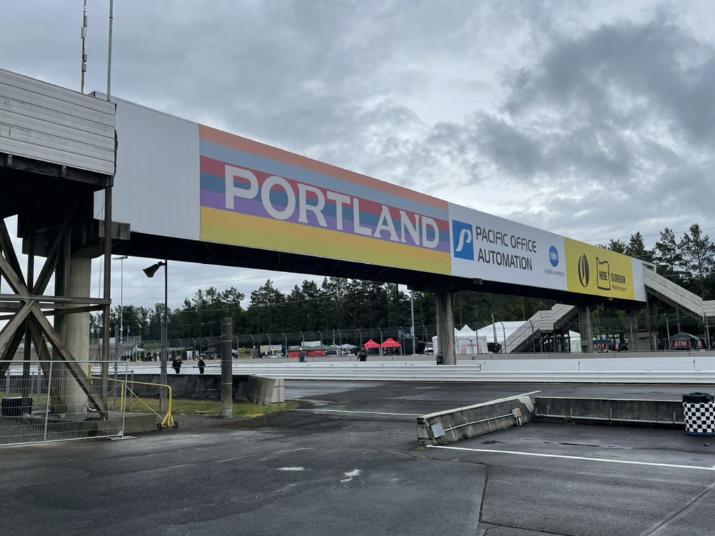 RacingRefresh's tweet image. Let’s hope the rain goes away @portlandraceway.  

Practice starting soon!

#NASCAR #RacingRefresh @NASCAR @RacingRefresh 
#POA147 #NASCARPortland