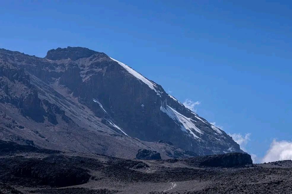 KapamaStima's tweet photo. Kilimanjaro https://t.co/qiuDfYaEzu