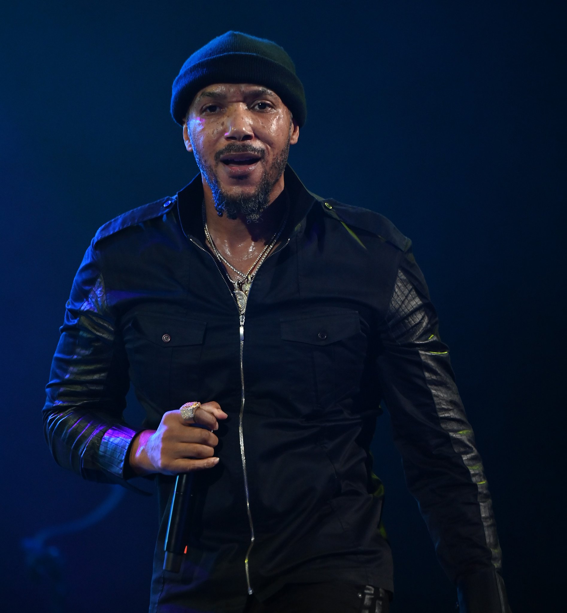 Happy birthday Lyfe Jennings! Tune into to celebrate with music video blocks at 2:04pm and 10:04pm EST! 