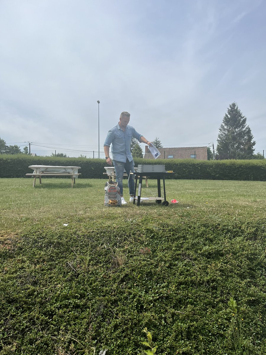 ⚠️ Flash info du BEX de Raismes ⚠️ 🚨
Moment de convivialité : inauguration de notre nouveau barbecue ce midi 🥓🥩 Merci à <a href="/valentin_kopec/">Kopec Valentin</a> pour sa contribution. #convivialite #GRDFNO <a href="/carriere_claire/">Claire.CARRIERE</a> <a href="/VVincen15281384/">V. Vincent</a> <a href="/fredcartigny/">fredcartigny</a> <a href="/lorent_steph/">Lorent Stephanie</a> <a href="/Bexestgrdf/">BEX RAISMES GRDF</a> #GRDF #barbecue