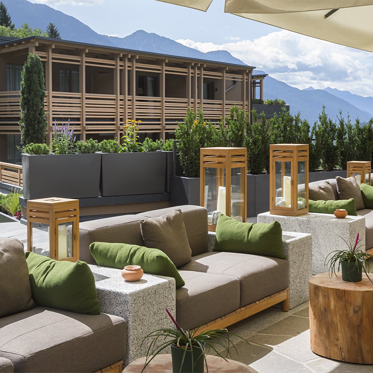 LefayResorts's tweet photo. The Sky Lounge of Lefay Resort &amp; SPA Dolomiti is the perfect location to relax immersed in the extraordinary beauty of the surrounding peaks of the Dolomites, sipping a Lefay Vital Gourmet drink in the open air. https://t.co/eaqMO2zhzN