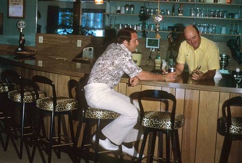 How to improve your golf game in the 70s:
1) Sit down at Sam Snead's bar
2) Listen to every damn word he says
3) Shoot 65

#thememorial #pgatour #thememorialtournament