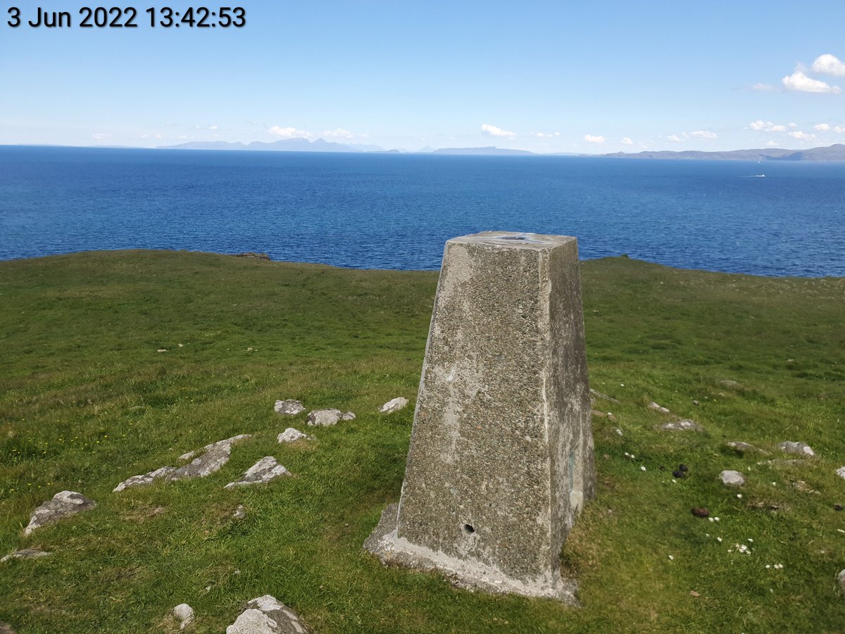nickdeancarter's tweet photo. Amazing views from Caliach Pt. Check point 4.#TransScotland22 https://t.co/HZDJa0Knl2