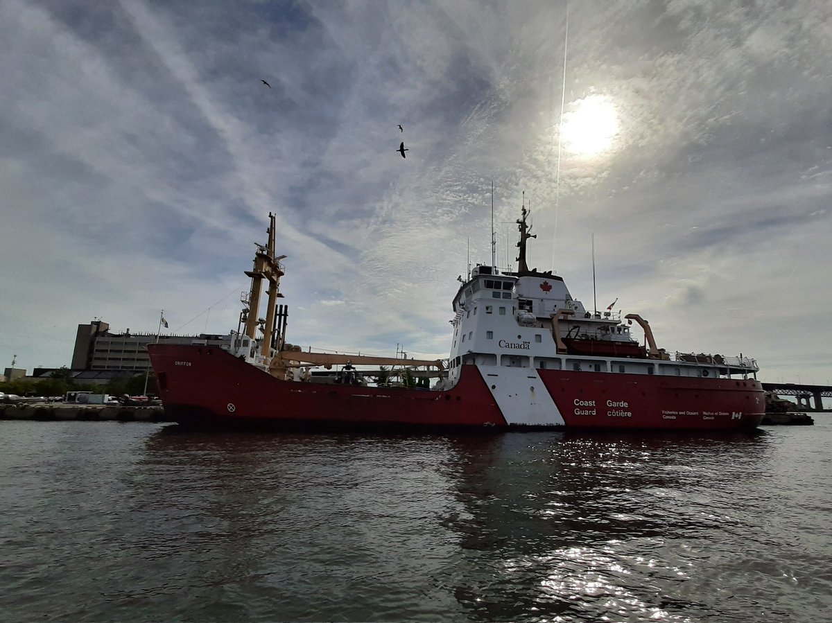 rockinrobin03's tweet photo. The #CCGSGriffon made a brief layover in #BurlingtonON yesterday at #CCIW.
Always nice to see her here. https://t.co/KfNw2ZmLYm