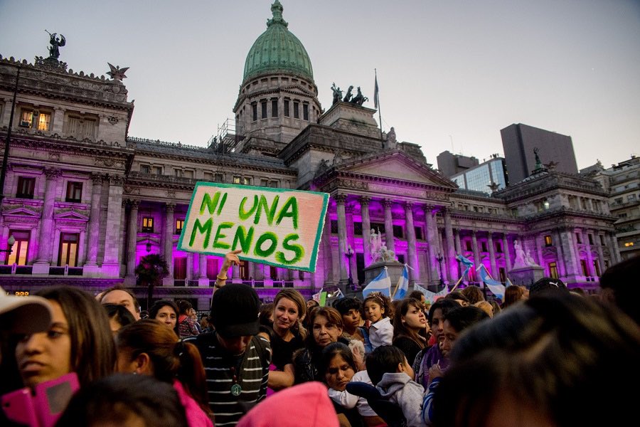 pupinaplomer's tweet photo. Desde el año 2015 todos los 3 de junio salimos a las calles bajo la consigna #NiUnaMenos https://t.co/CdrLSBWLXW