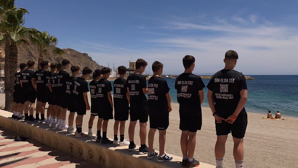 CbmEldaCEE's tweet photo. Fotos que nos llevan desde Almería😍🖤

#BalonmanoEldaCEE
#MismaIlusiónMásPasión https://t.co/XNwMHLFsyg