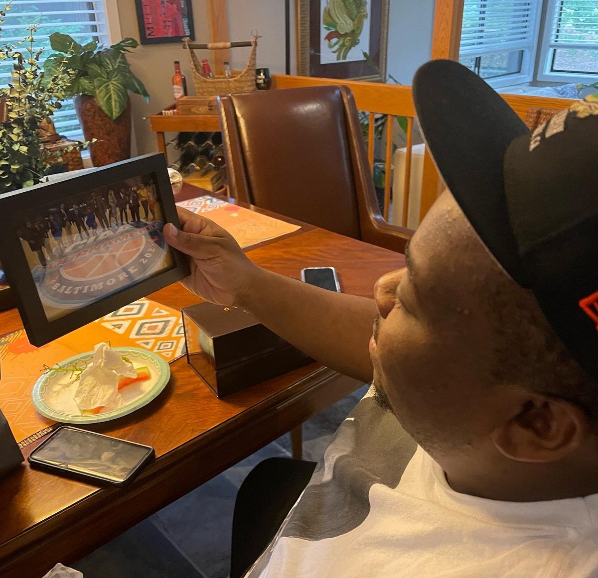 CIAACommish's tweet photo. It may be your last day Ben Baxter but you will always be @CIAAForLife Thank you for not just taking value but adding a bunch of value and daily jokes and laughter! Love you for life! #ciaagladiators #ciaaforlife #plantingseeds #creatingmargin #legacy #leadership #community https://t.co/37kK3yrolu