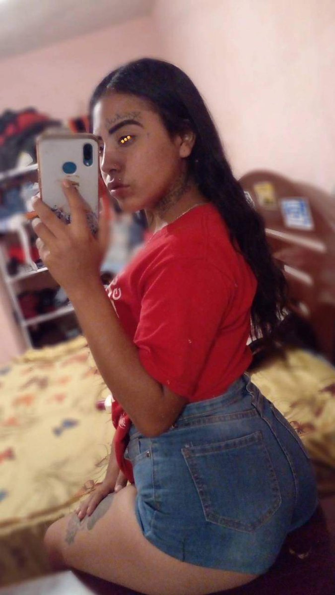TacoDeHojo's tweet photo. Viernes de #putishort
#piernas #piernasricas #Piernalgona #Piernalgotas #putinovias https://t.co/5KUJqo0c1R