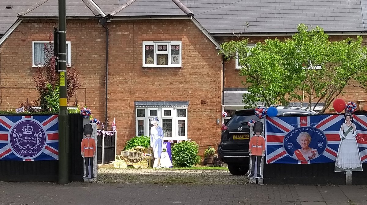 Liz Clements tweet media