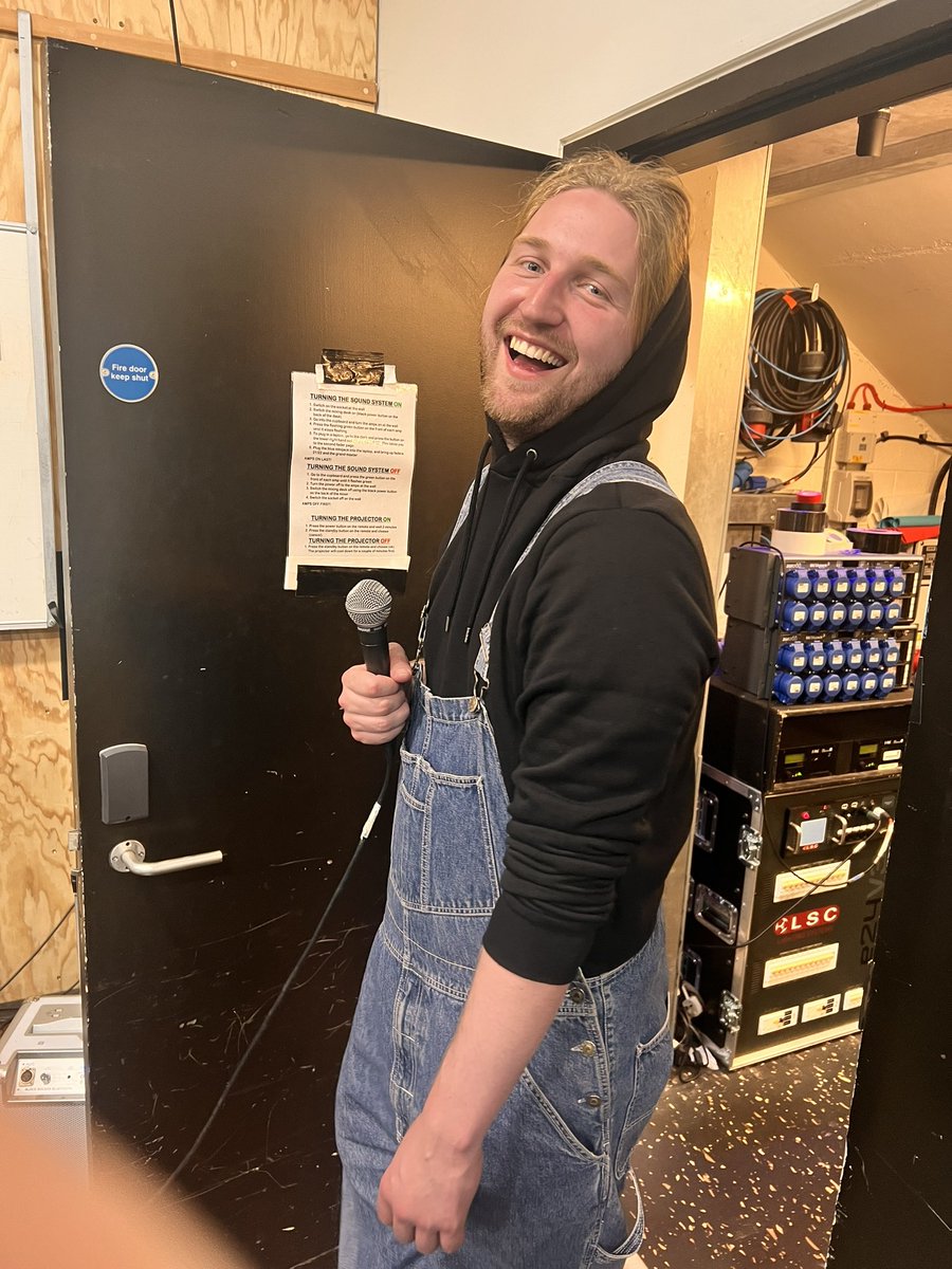 C_Tomlinson's tweet photo. The many faces from Isaac aka the voice of the castle #dramaweek @LivEveryPlay https://t.co/pr8U6twdtz