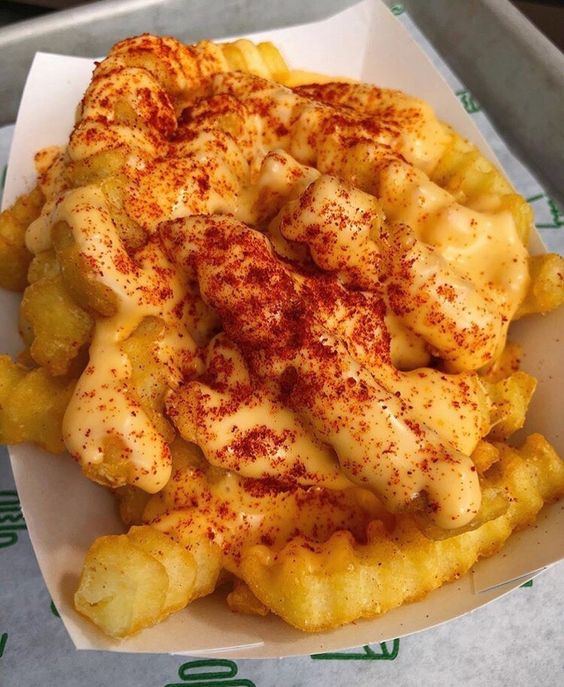 OfficialPLT's tweet photo. Cheese is the way to my ❤ https://t.co/9NupLrliEM
