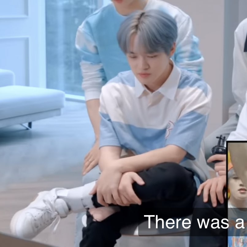 Chenle ripped jeans hits diff