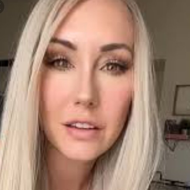 RobinKate4's tweet image. #NewProfilePic🥰🥰🥰🥰