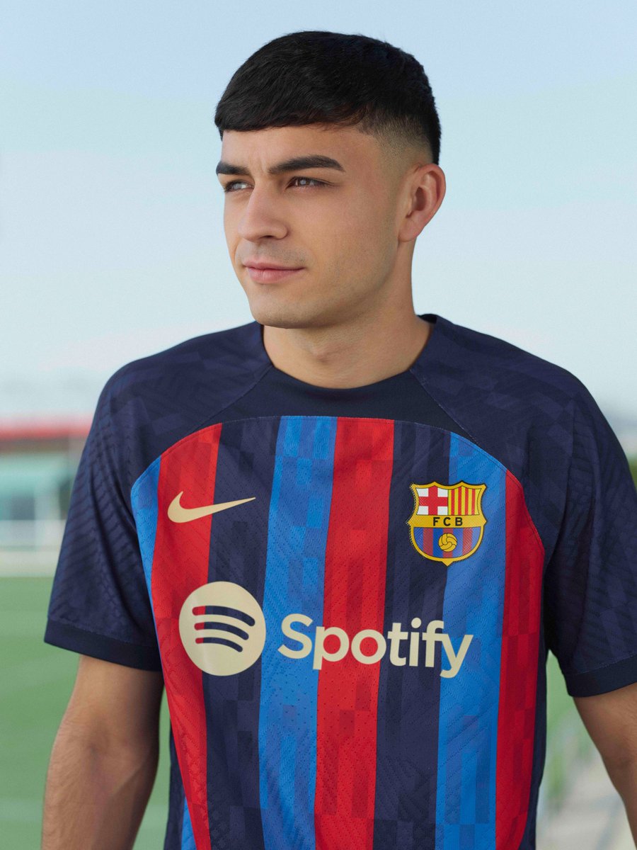 TalkFCB © (@talkfcb_) on Twitter photo 🚨 BARÇA’S NEW KIT IS HERE!🚨
I will be giving away the new kit to one lucky winner.
To enter:
- Follow <a href="/MysteryFootyco/">MysteryFootballKitco</a> & @sportening
- Retweet this post
- Tag a friend
Winner will be announced on Sunday! 🔥 🚨 BARÇA’S NEW KIT IS HERE!🚨
I will be giving away the new kit to one lucky winner.
To enter:
- Follow <a href="/MysteryFootyco/">MysteryFootballKitco</a> & @sportening
- Retweet this post
- Tag a friend
Winner will be announced on Sunday! 🔥