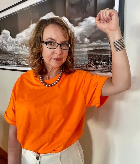 Gabrielle Giffords tweet media