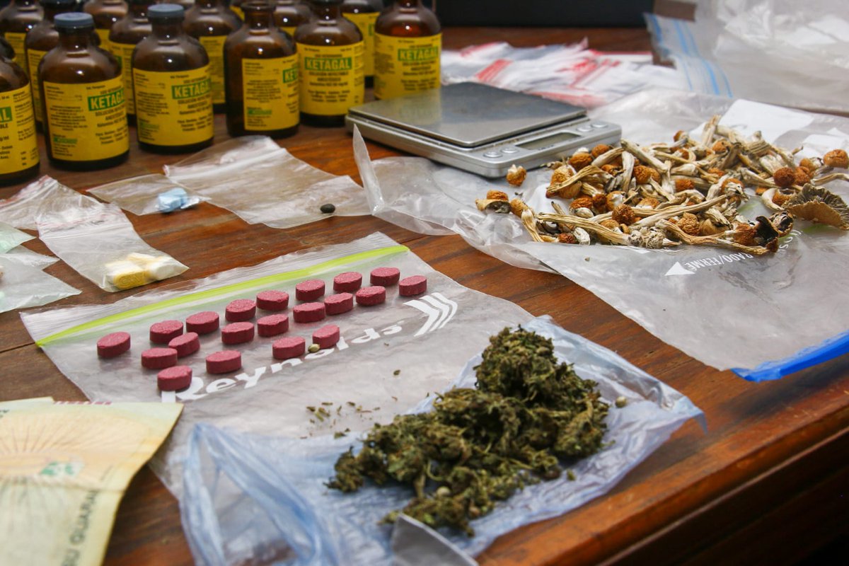 Cuarto Intermedio tweet media