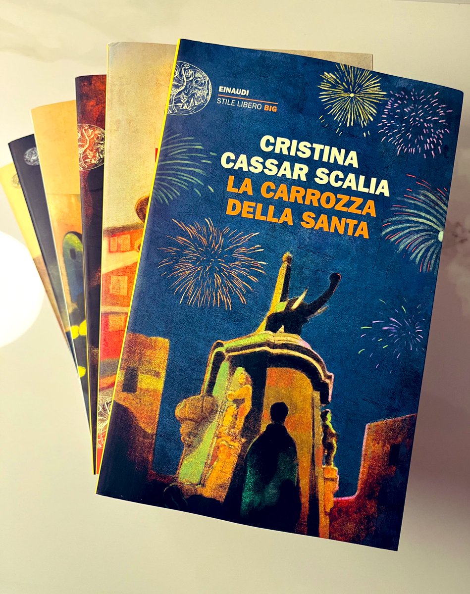 GiuseppeLabanca's tweet photo. Appena passato @LaFeltrinelli , pronti per il weekend, finalmente abbiamo un'altra indagine della nostra Vanina! @CriCassar @Einaudieditore https://t.co/tSK3MwgYXT