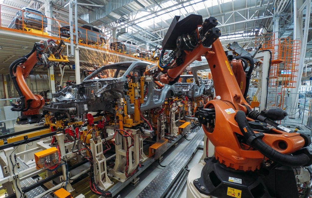 mishegas's tweet photo. @bgrahamdisciple "Pro tip:  Companies that genuinely expect to grow revenues 50% annually for many years to come do not lay off 10% of their workforce"

Sadly they do - then employ robots.
Who don't buy what they build.
But hey this is only a minor contretemp https://t.co/L5mvapm08G