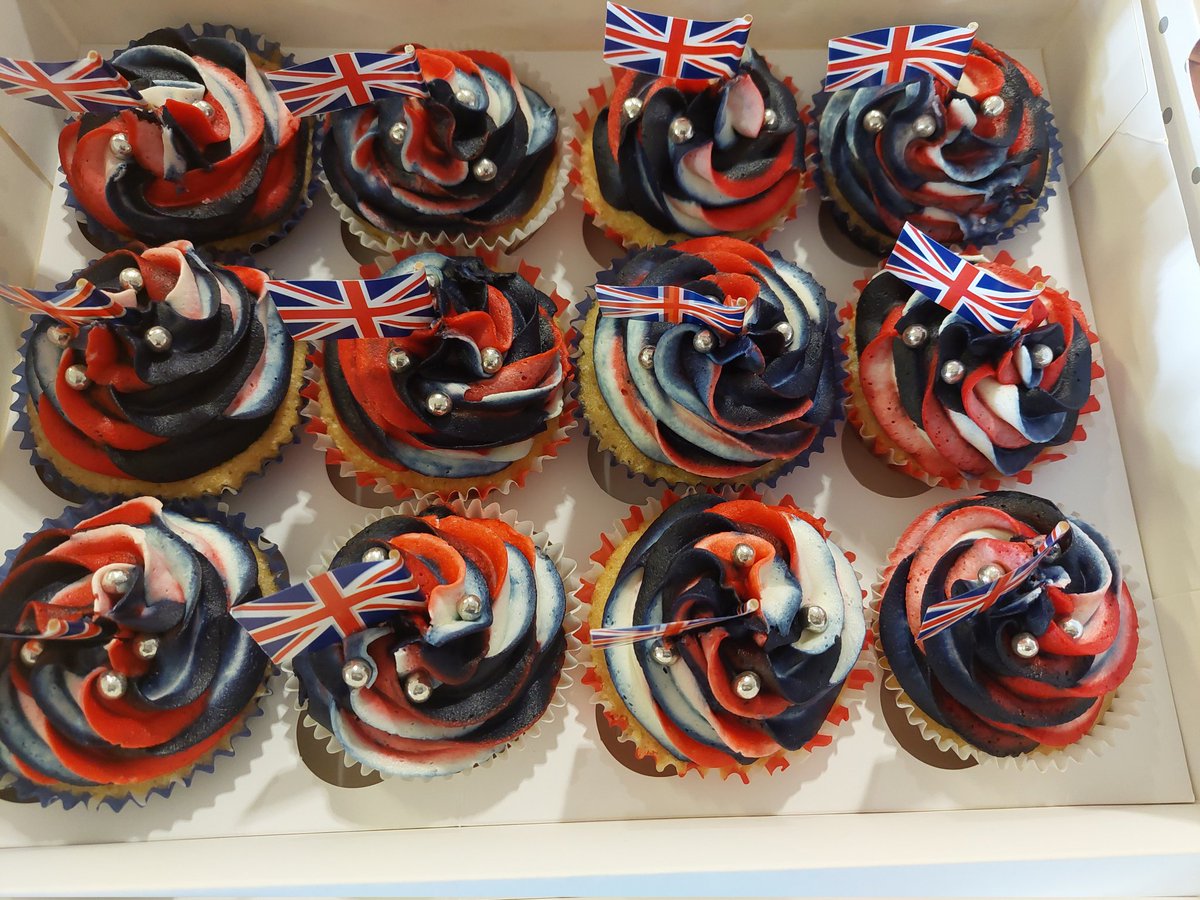 Fiona1980 tweet media