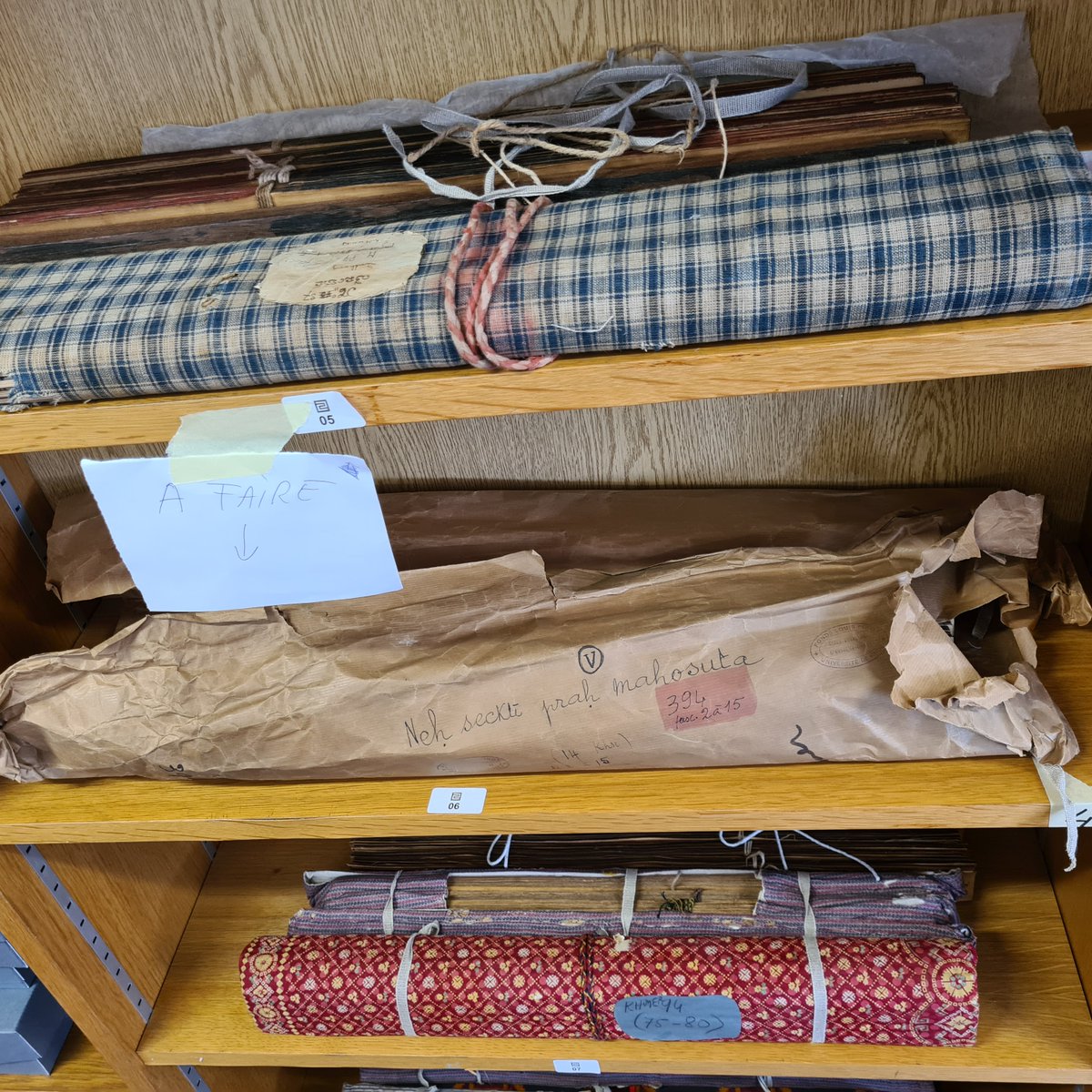 EFEO_Paris's tweet photo. #conservationrestauration 📜
📣 Le stage des étudiants en restauration de l’ @Inp_patrimoine se termine aujourd’hui !
🔎 Découvrez en image leurs réalisations au cours de cette semaine : https://t.co/UkPWUk3Gh2