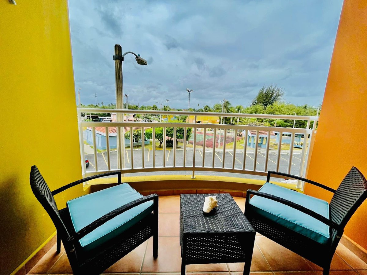 Creahuellas's tweet photo. Tómate un café con vista al Yunque!     https://t.co/pCHR6wSO5w https://t.co/3v8qfxQ7c7