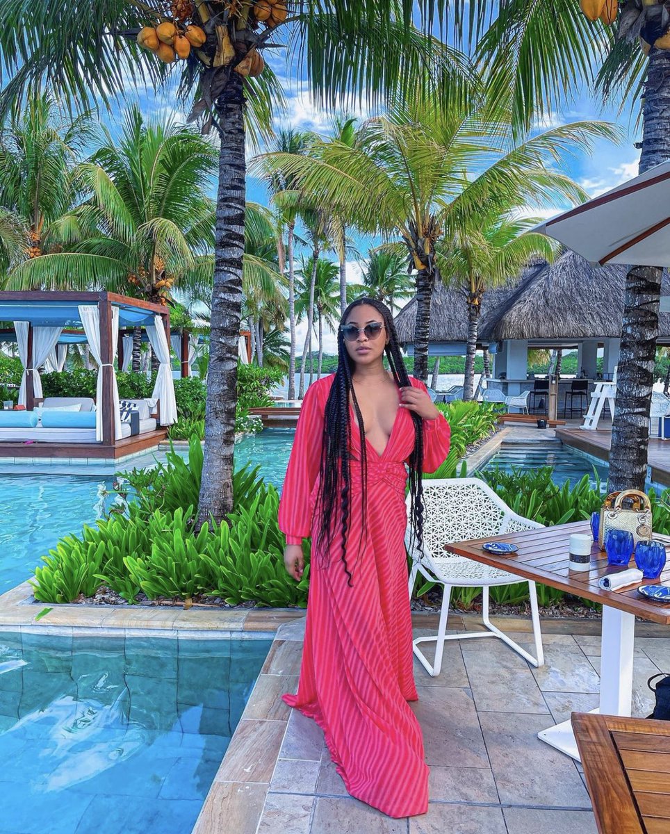 StarGirlDaily's tweet photo. 📸| Love from Mauritius 🇲🇺♥️✨
#EricaNlewedim https://t.co/Uw3bB2DE2V