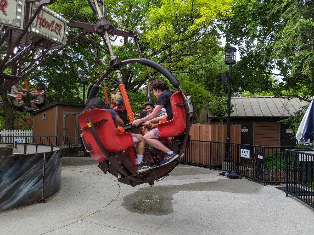 astiusa's tweet photo. Summer has kicked off with a lot of #ASTiAdventures🌞
#FBF to #BikeToWorkDay🚴♀️ followed by the #CorporateFunRun 5K🏃 and top it all off with a trip to #HersheyPark yesterday🎢
Learn more about Life At ASTi👉https://t.co/xlXoRMHBAk
#30yearsofASTiAdventures #workhardplayhard https://t.co/IgZm6t1KxE