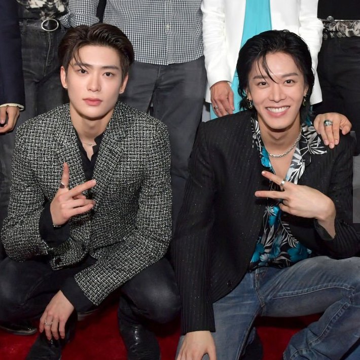 YUJAELOOKS's tweet photo. Jaehyun &amp; Yuta hit differently in America 😩 https://t.co/il4Im11dno