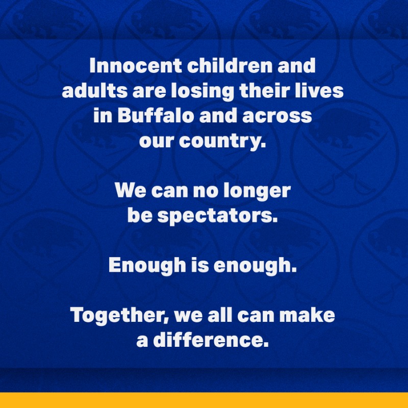 BuffaloSabres's tweet photo. Stop hate.
End racism.
End gun violence.
Choose love.