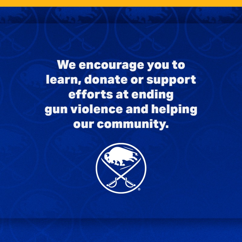BuffaloSabres's tweet photo. Stop hate.
End racism.
End gun violence.
Choose love.