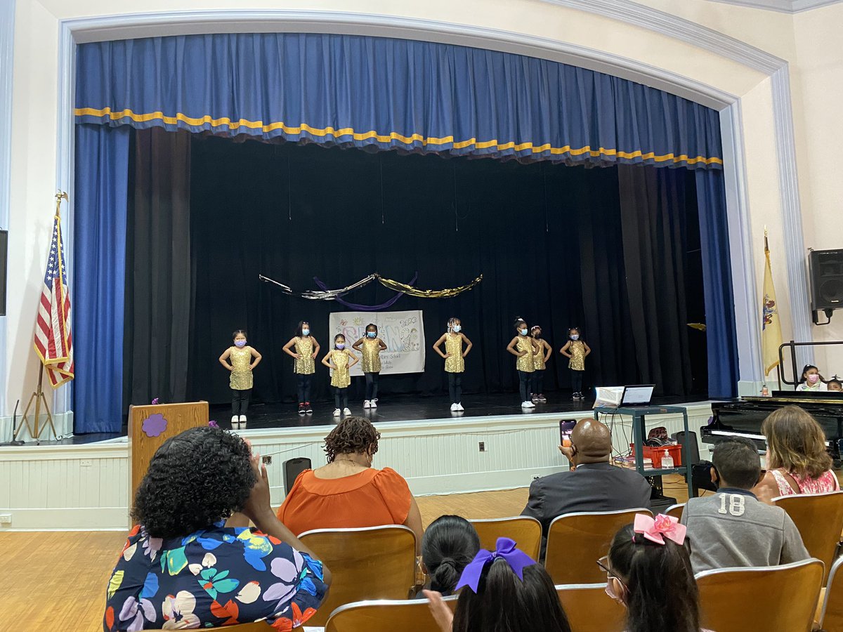 Spring Concert at Central Elementary! <a href="/CentralSchool33/">Central Elementary School</a> <a href="/Gerald_Fitzhugh/">Gerald Fitzhugh II, Ed.D. 👌🏾♦️👌🏾♦️KAY</a> <a href="/DecorsoC/">DeCorso Central</a>