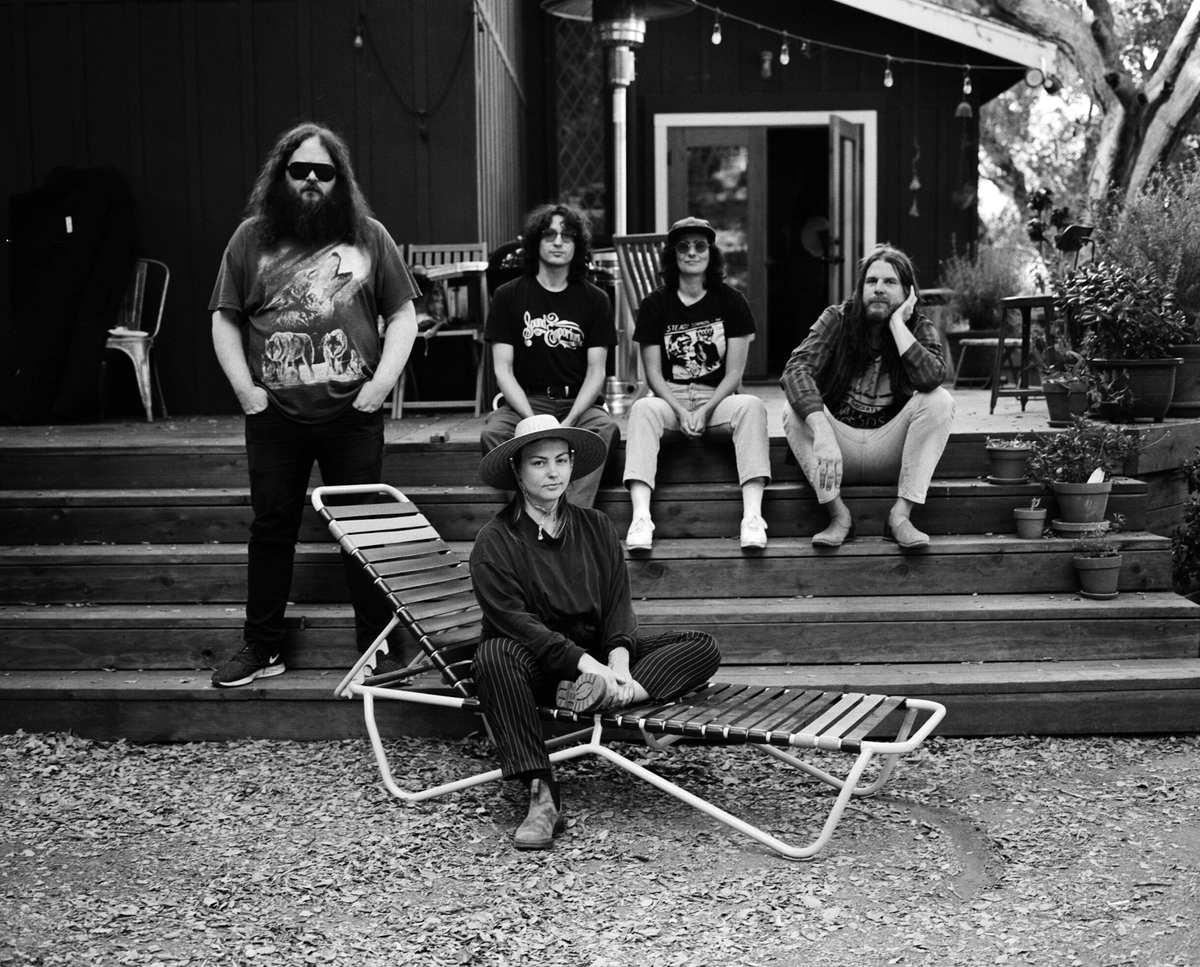 It was an absolute dream making this record, what a time it was, thanks to all involved musically, artistically, for making the experience extraordinary ❤️❤️❤️. Big Time is out now: angelolsen.jagjag.co/big-time