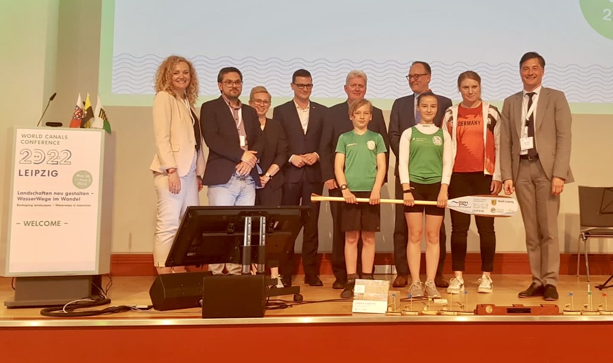 #wcc2022 / Staffelstab(Paddel)Übergabe zur WCC 2024 in Bydgoszcz / wir wünschen euch viel Erfolg!