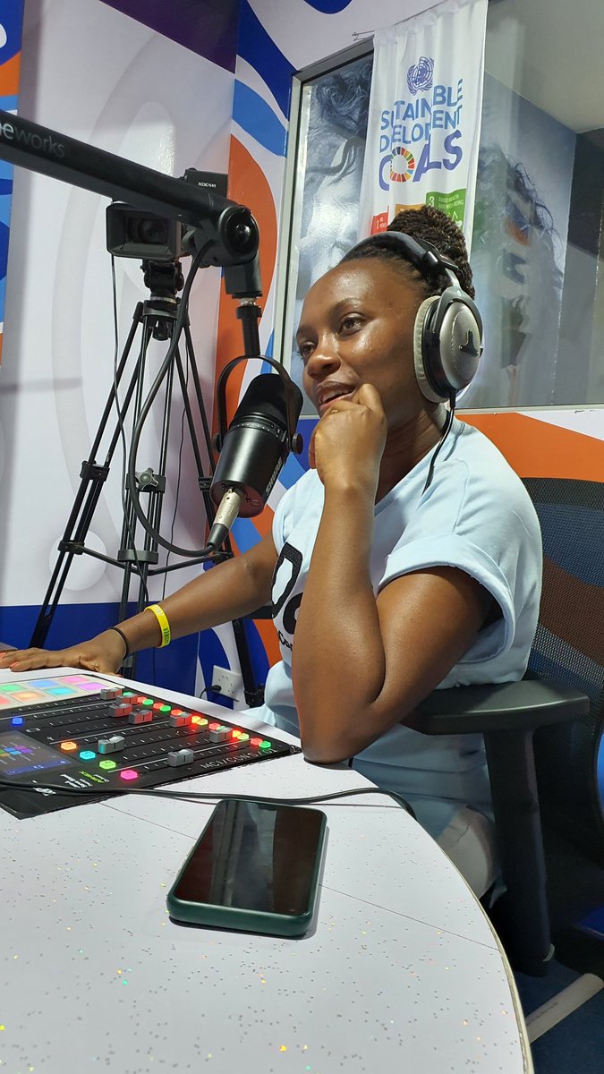 MCIRadioUg's tweet photo. "I went to town one day and met a woman conductor in a taxi. This surprised me a lot and inspired me to write my own song - #WomanConductor" - #LuckyLemon on #TheEveningMashUp Join this interesting discussion by tuning into the show with your host @TraceyKansiime https://t.co/6NCRbV8RRI